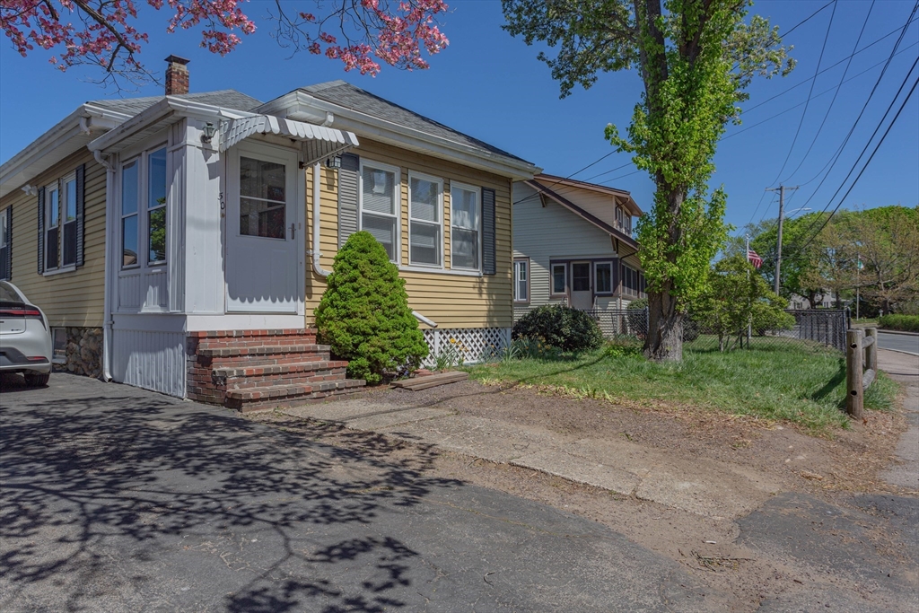 50 Evans St, Weymouth