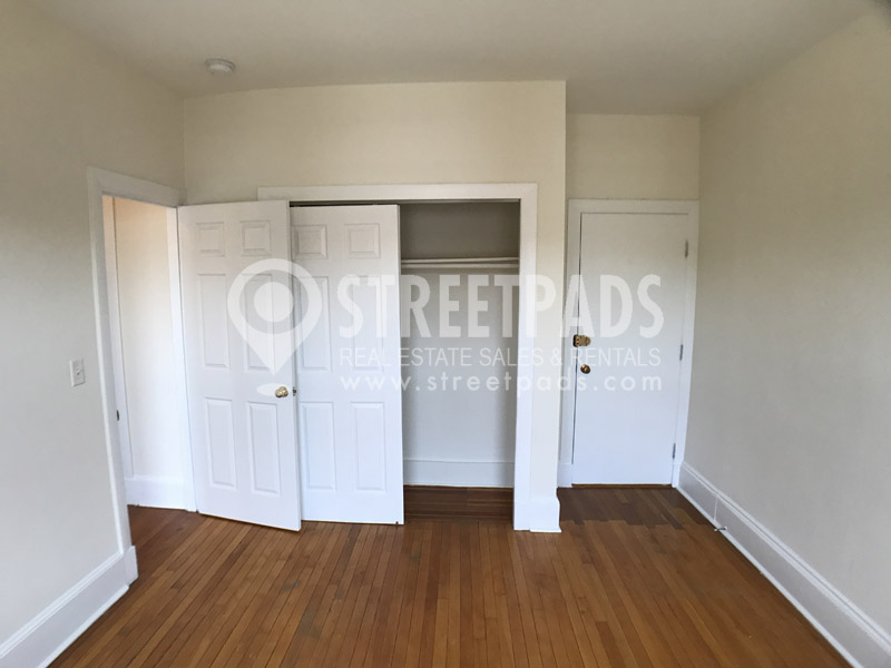 1539 Beacon St, Griggs Park