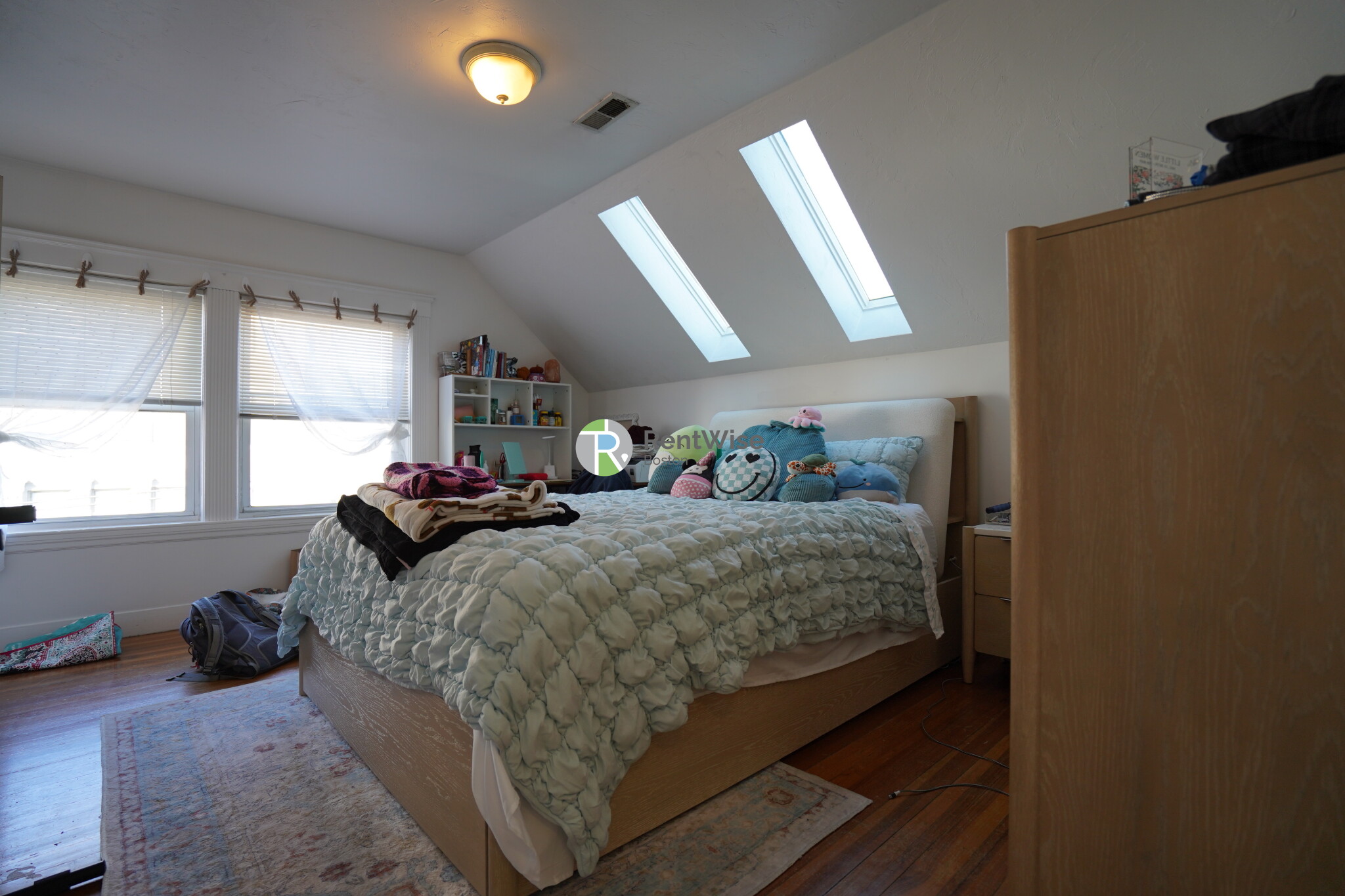 51 Gardner St, Allston