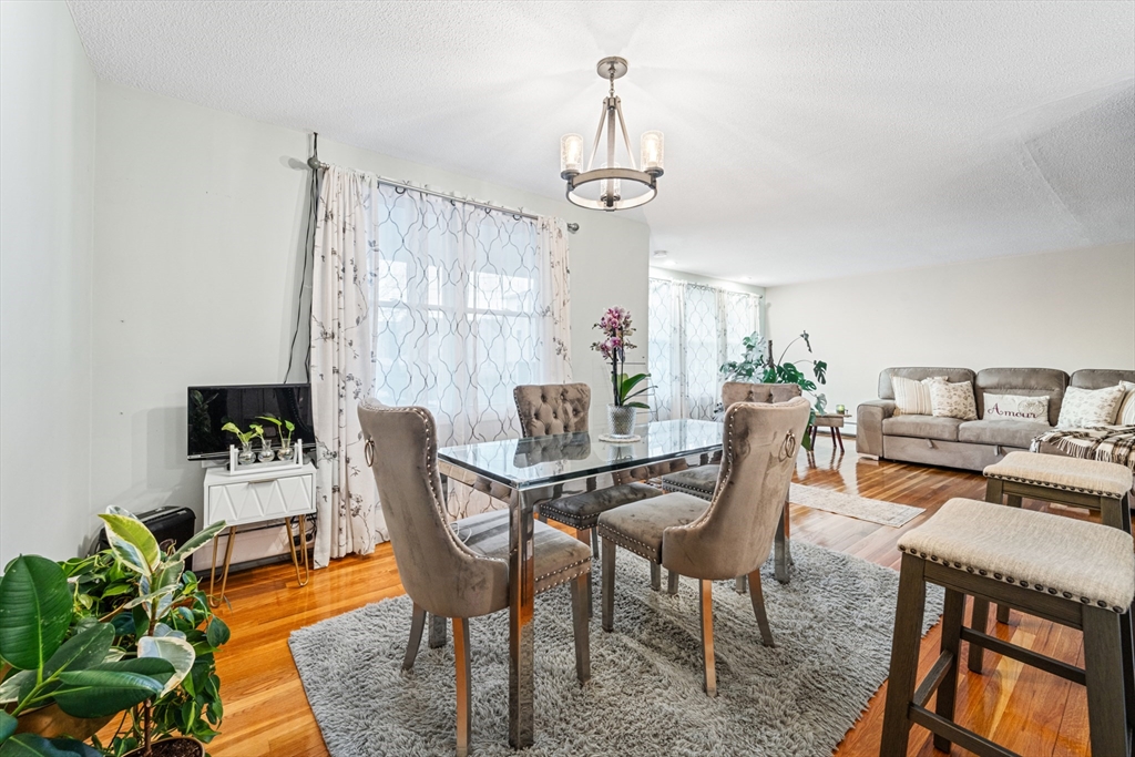 14 Newman St, Revere