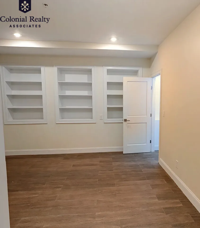 1616 Beacon St, Corey Hill