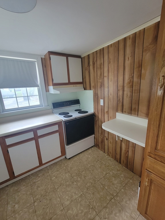 141 Howard St, Easton