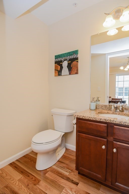 1975 Middlesex St, Lowell