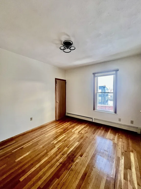 417-419 Ferry St, Everett