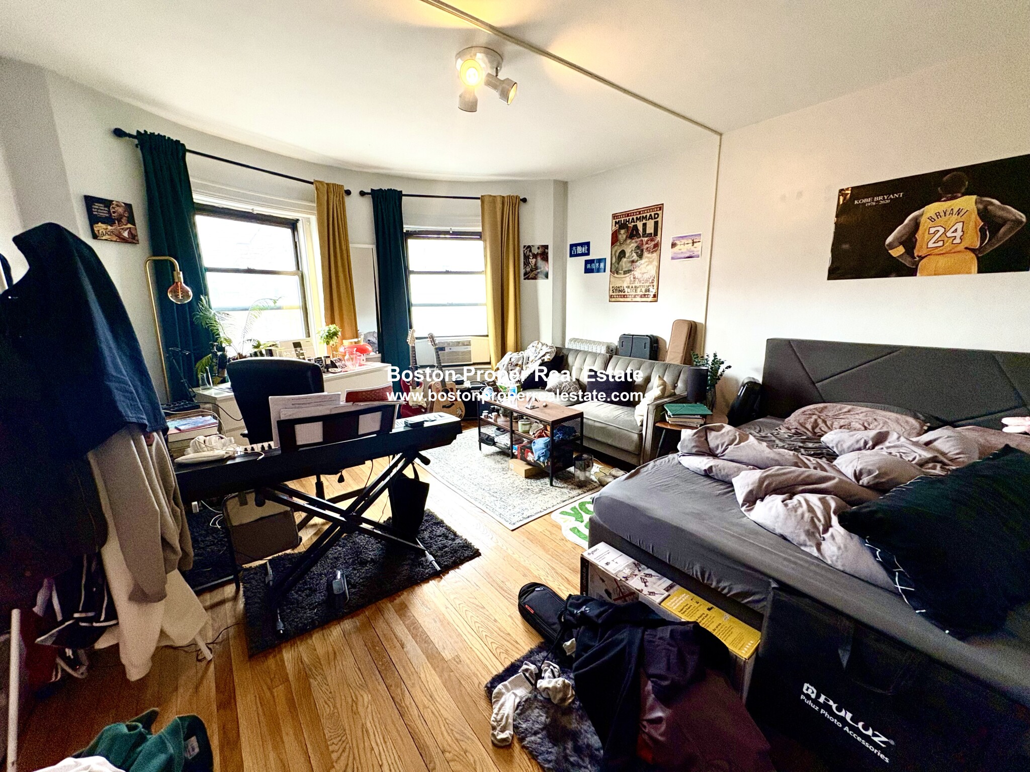 1091 Boylston St, Fenway