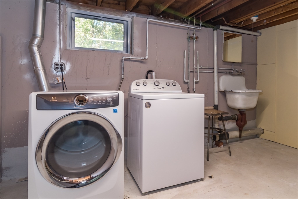 4 Paul St, North Natick