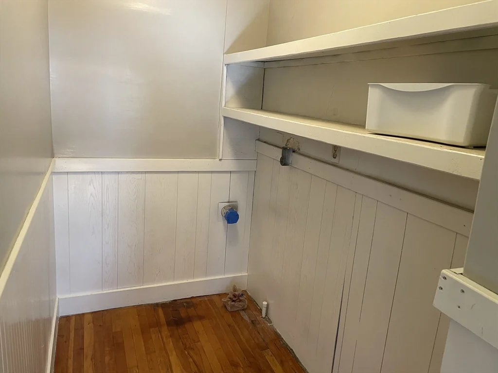 82 Brantwood Rd, West Side