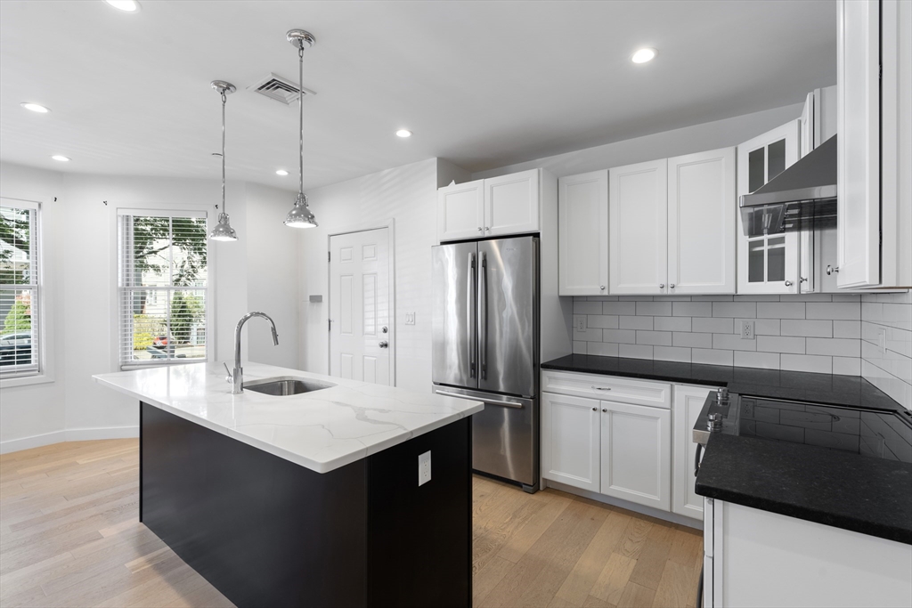 213 East Eagle St, East Boston