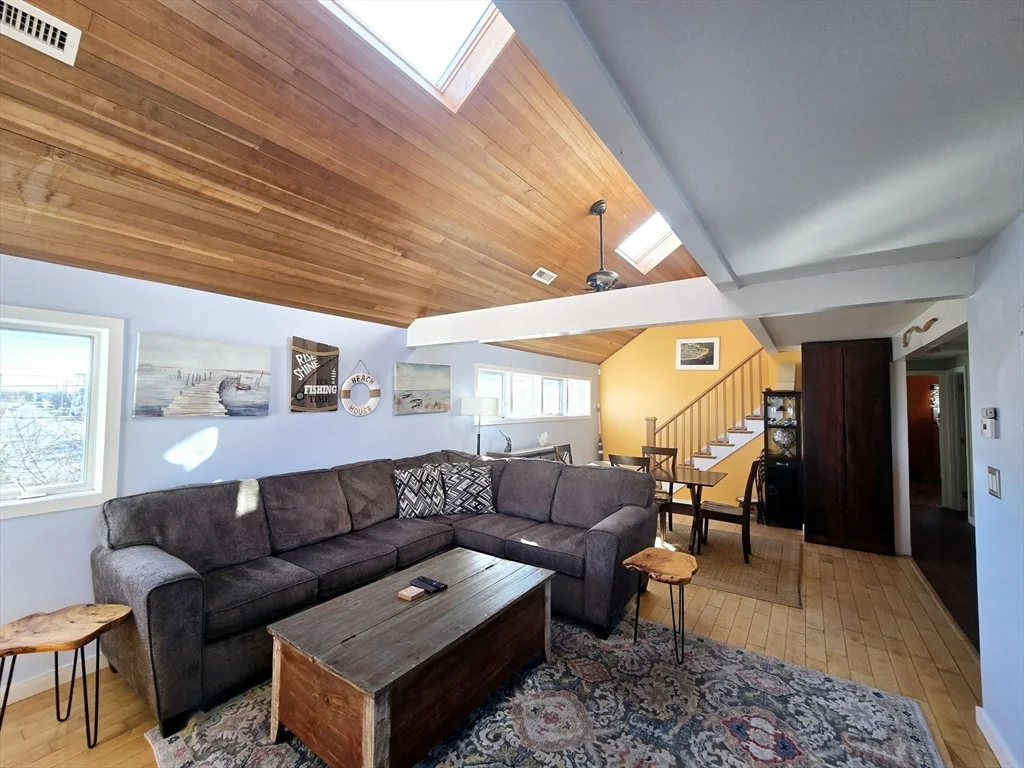 4 79th St, Plum Island