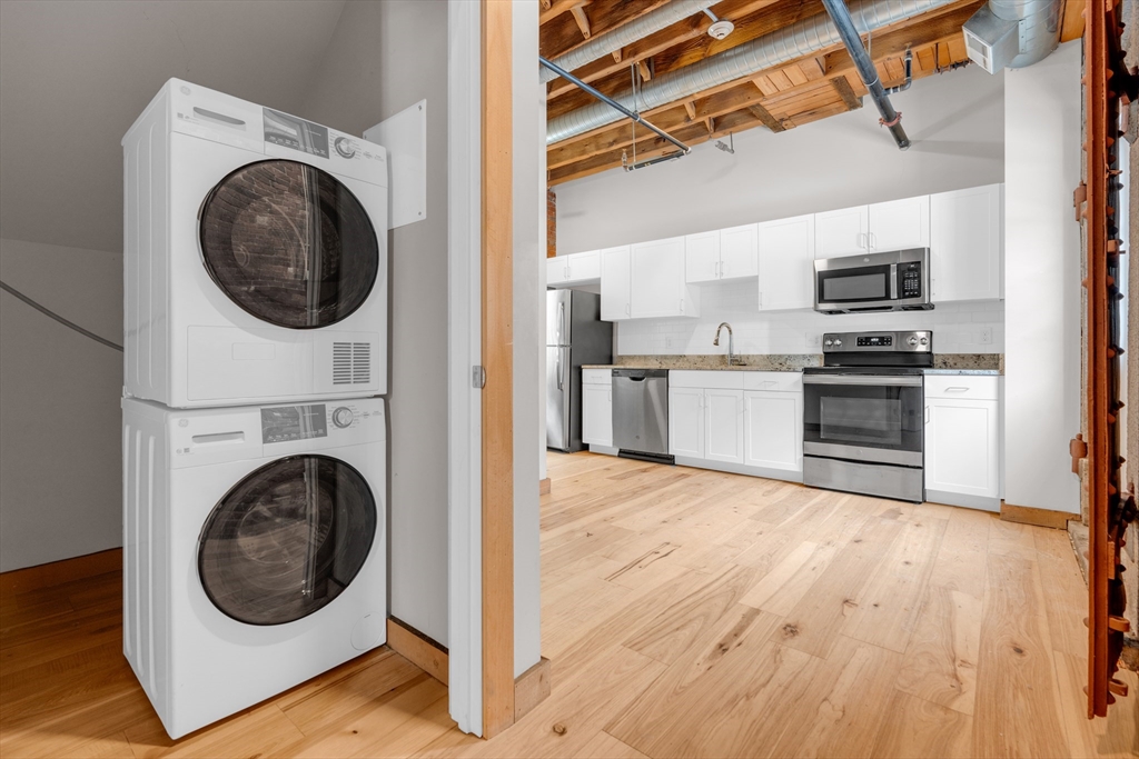 58 13th St, Charlestown