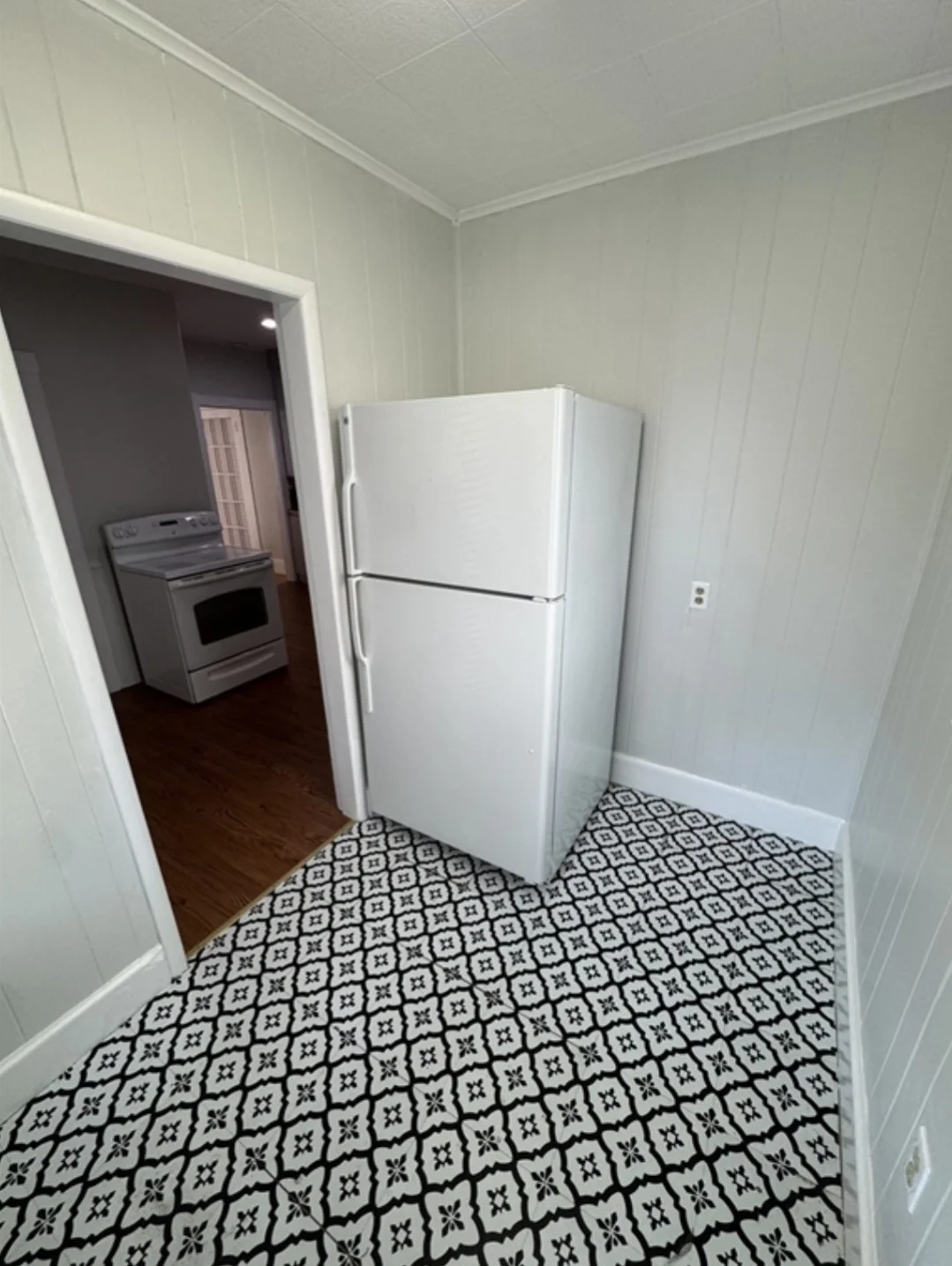 2 James St, Attleboro