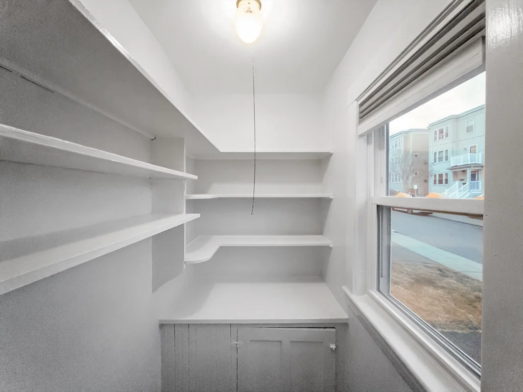 21 Bradwood St, Roslindale