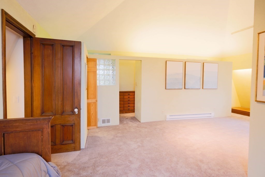 182 Palfrey St, Watertown