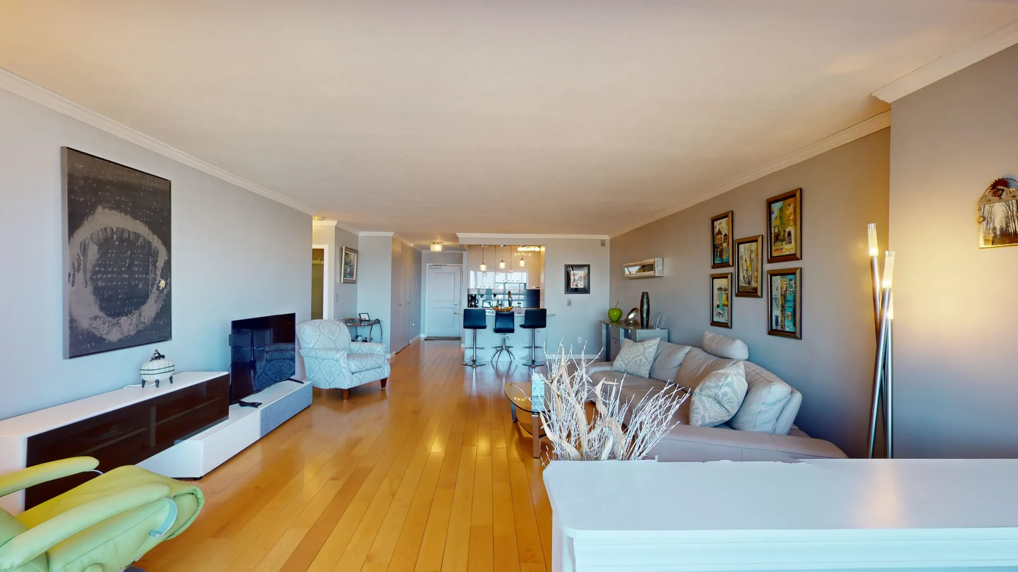 8 Whittier Pl, West End