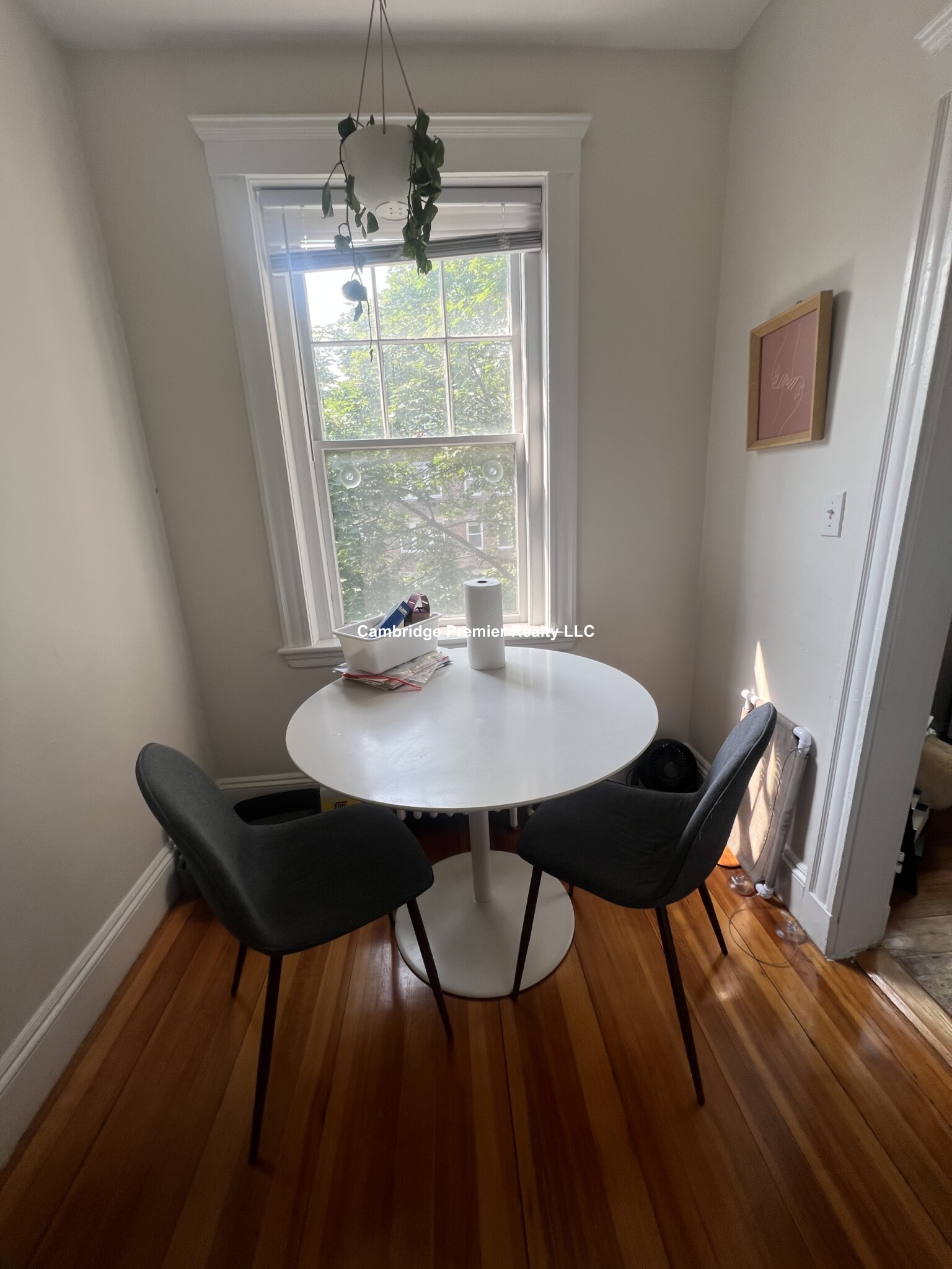 28 Langdon St, Neighborhood Nine