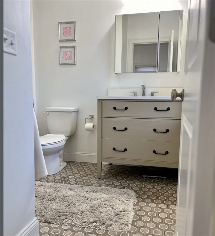 236 E St, South Boston