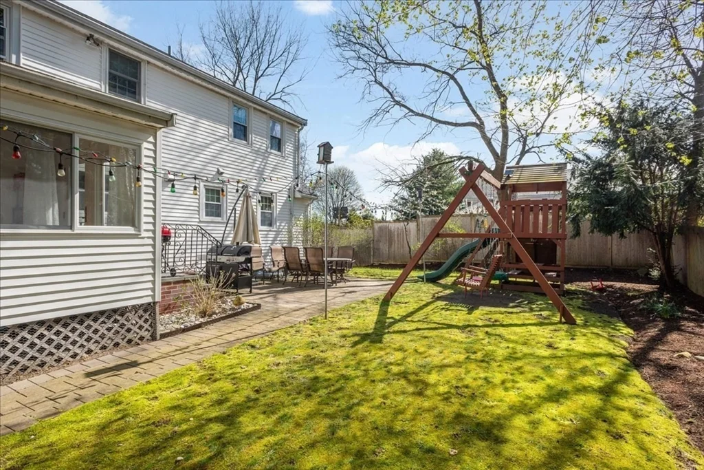11 Gay St, Needham
