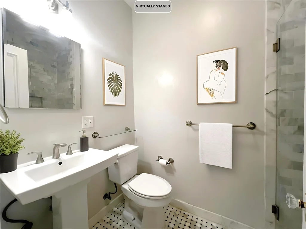 86 Commonwealth Ave, Back Bay