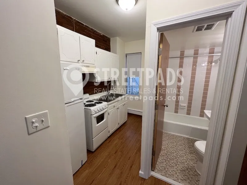 74 South Huntington Ave, Mission Hill