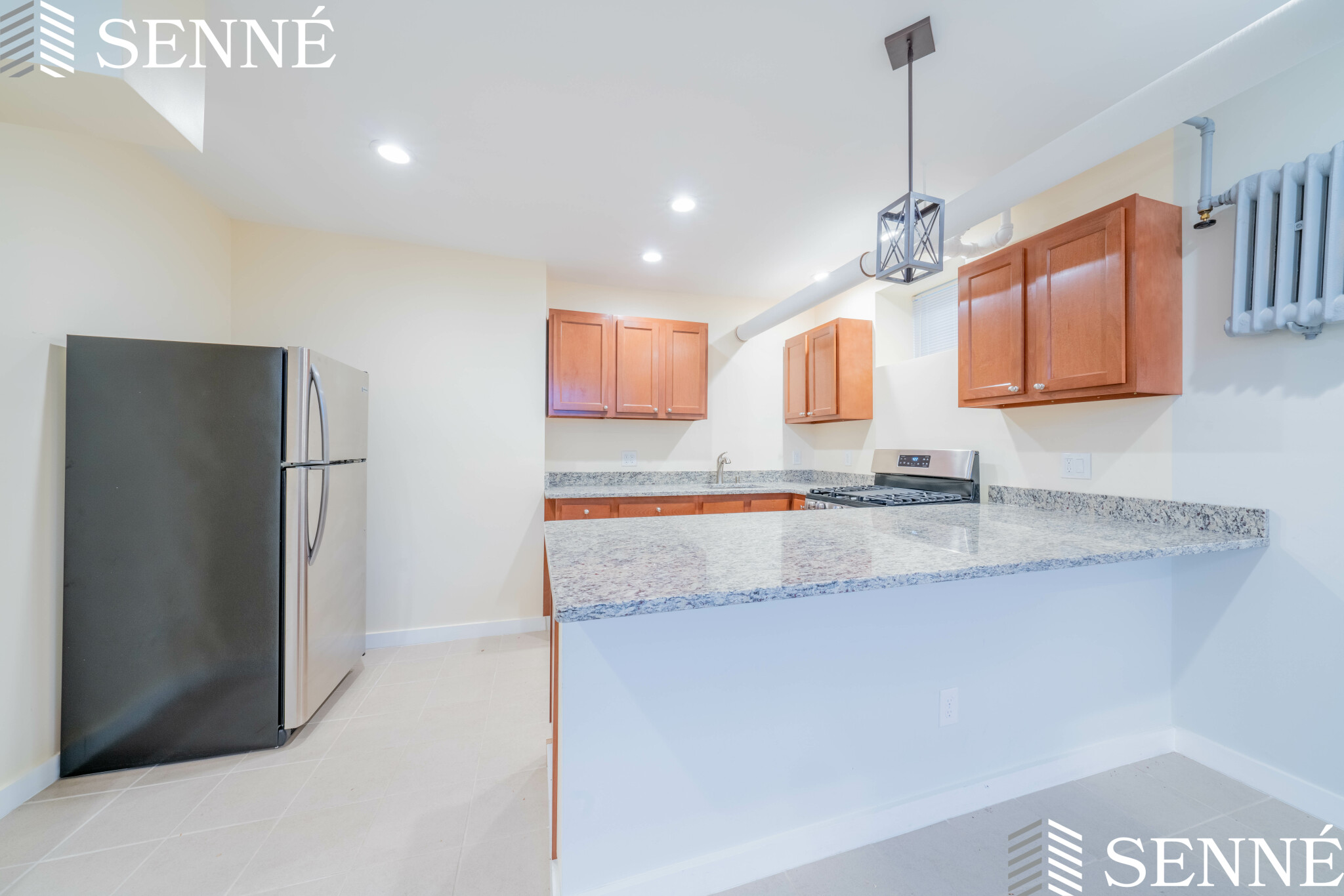 463 Broadway, South Medford