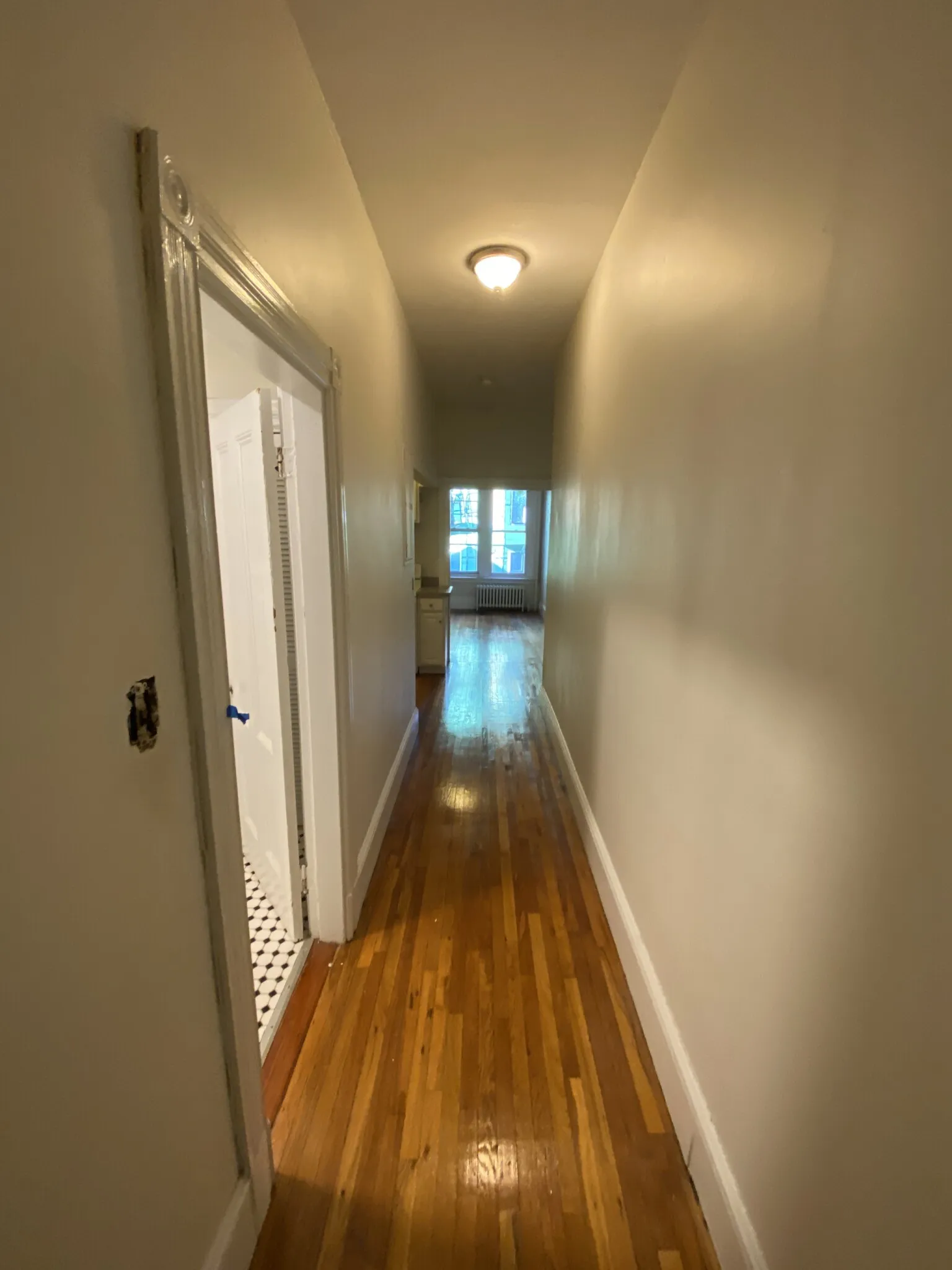891 Massachusetts Ave, Mid-Cambridge