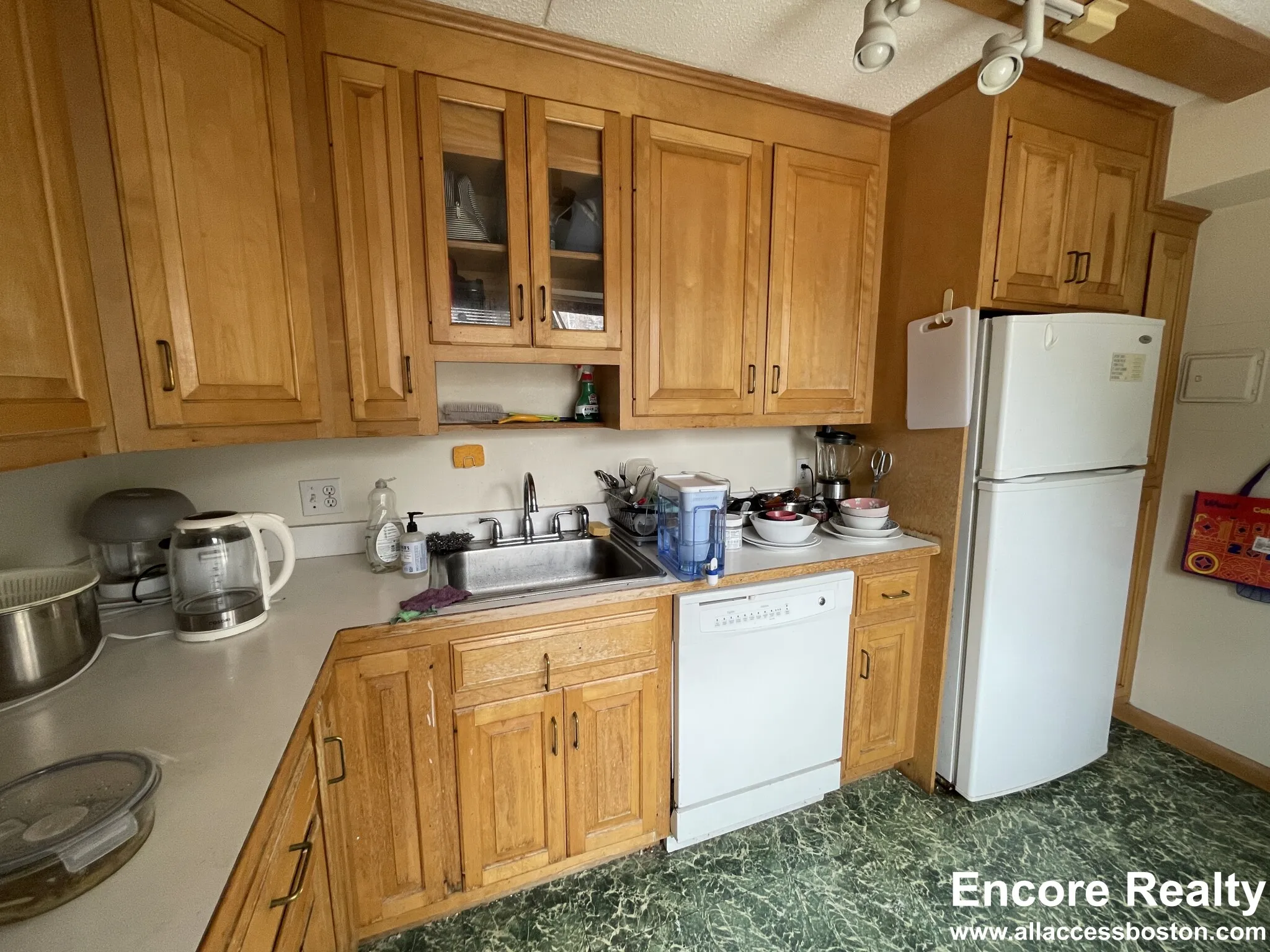 1243 Beacon St, Coolidge Corner