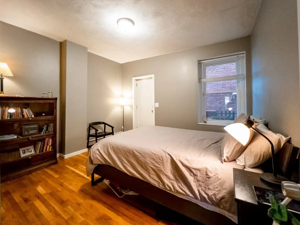 122 Day St, Jamaica Plain