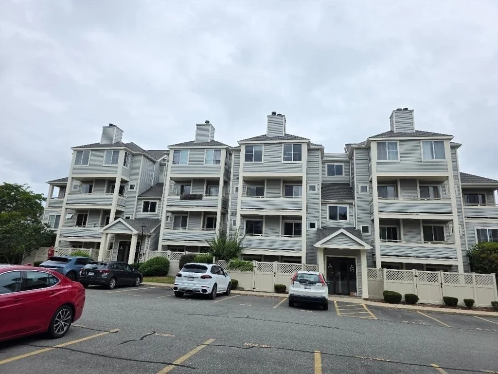 200 Falls Blvd, Quincy