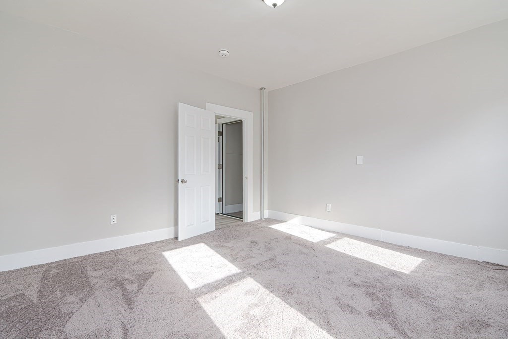 979 Dwight St, Holyoke