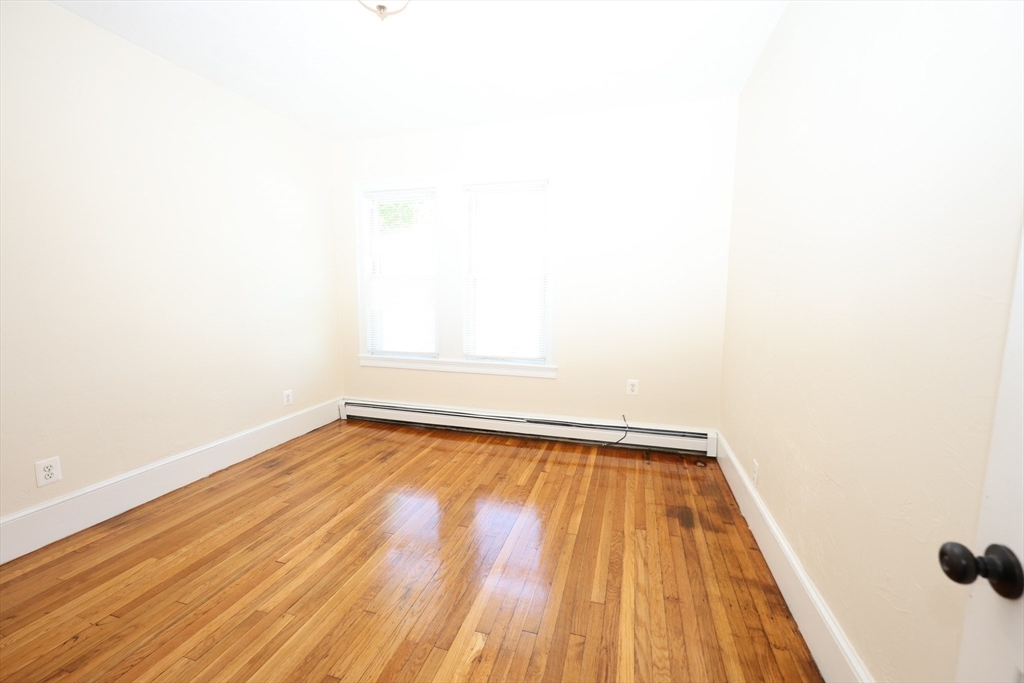 18 Pacific St, Rockland