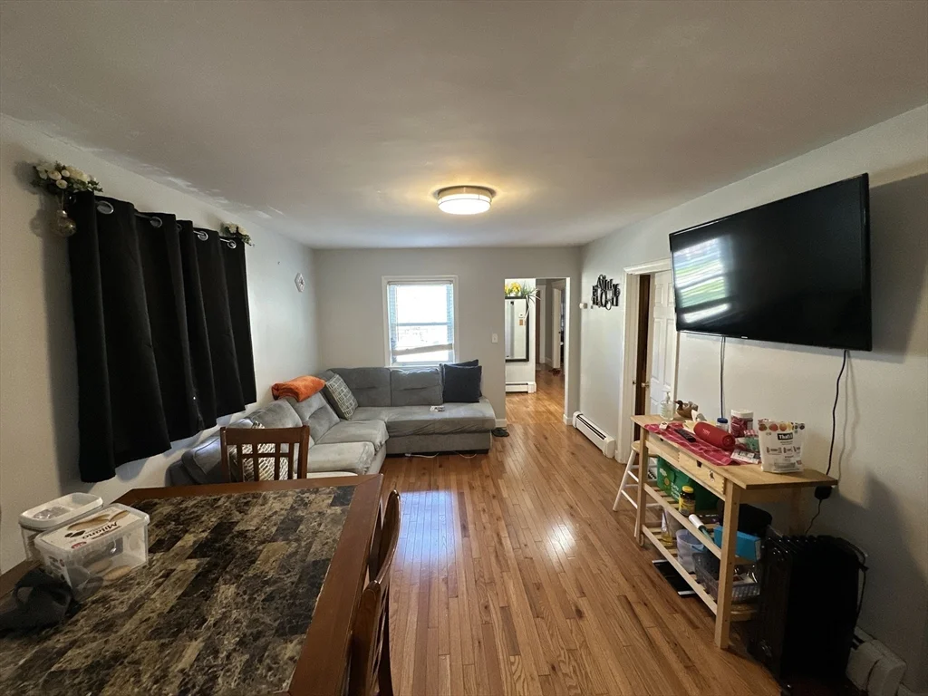 154 Vine St, Everett