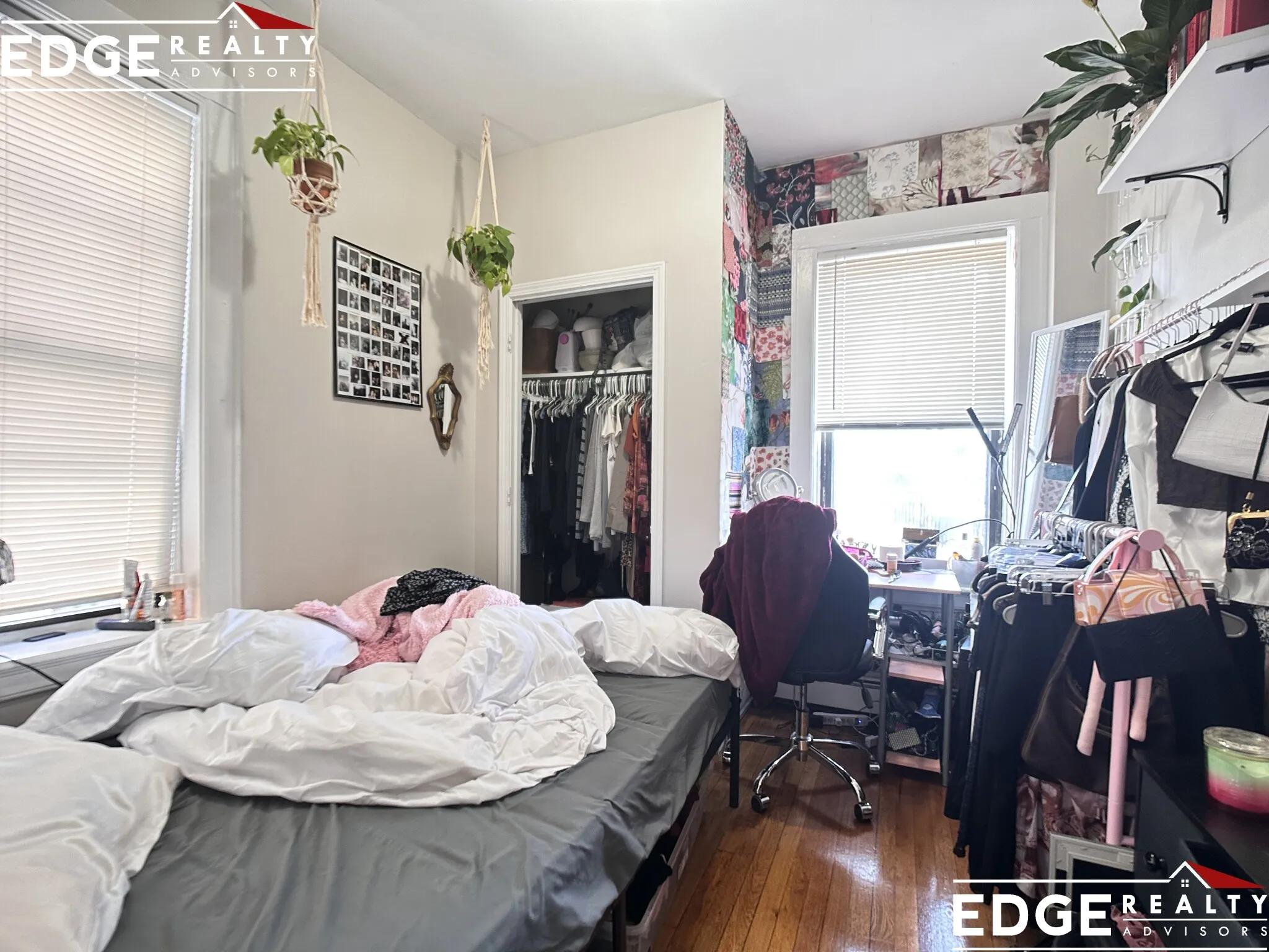 15 Park Vale Ave, Brighton