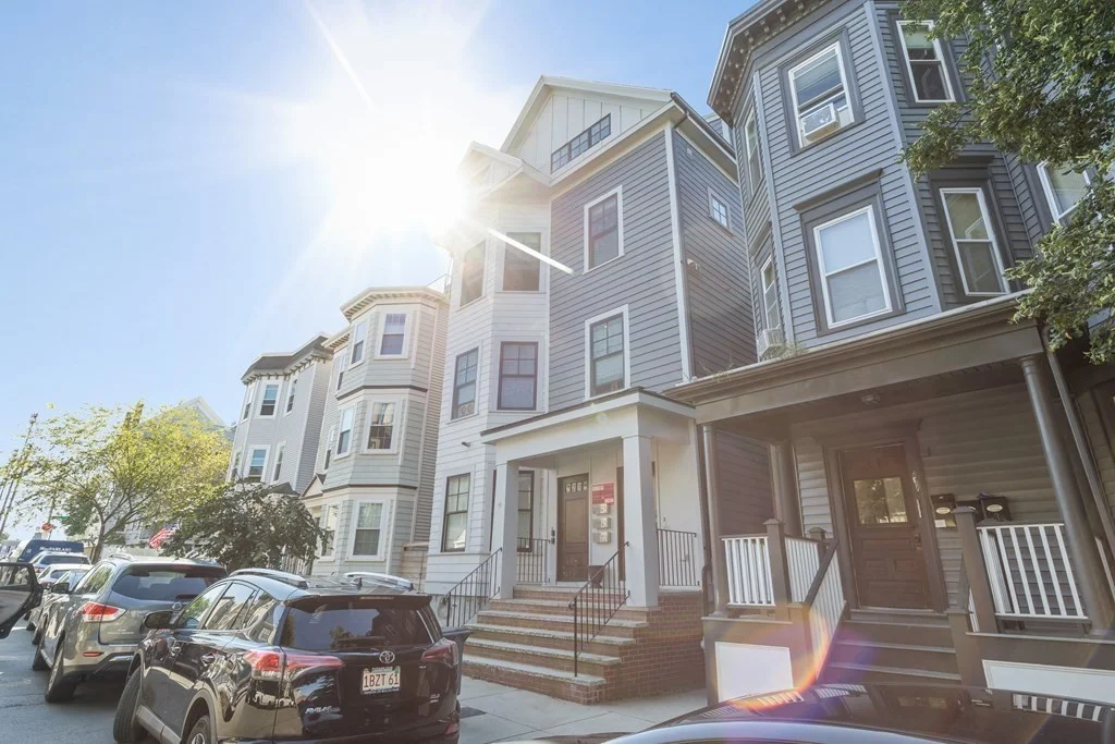 719 E 2nd St, South Boston