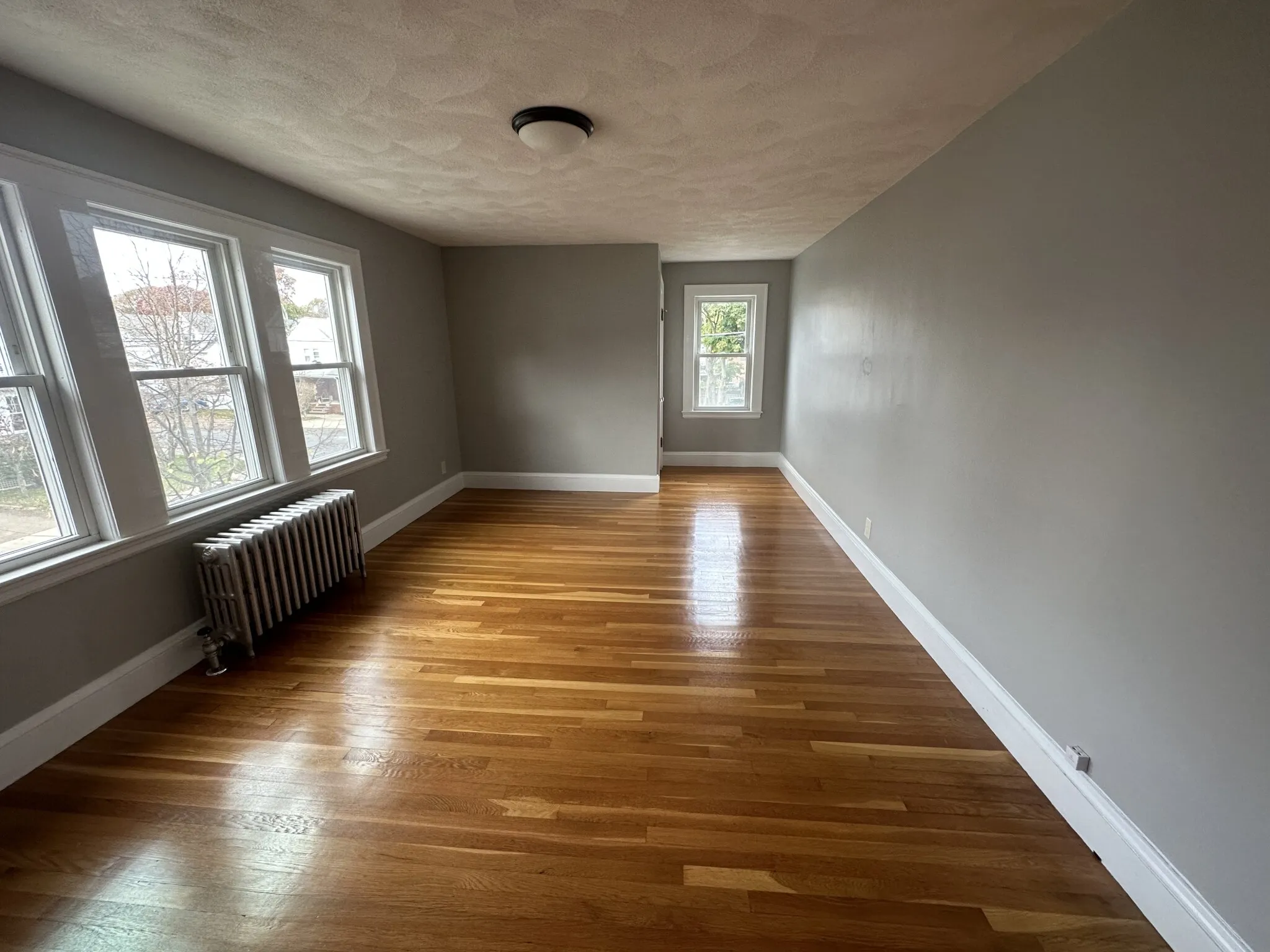 235 Ashcroft Rd, Medford