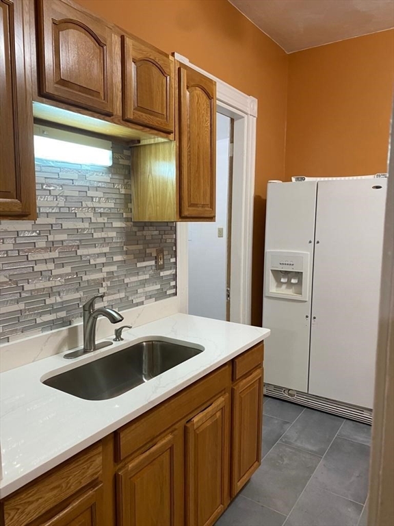 67 Waverly St, Roxbury