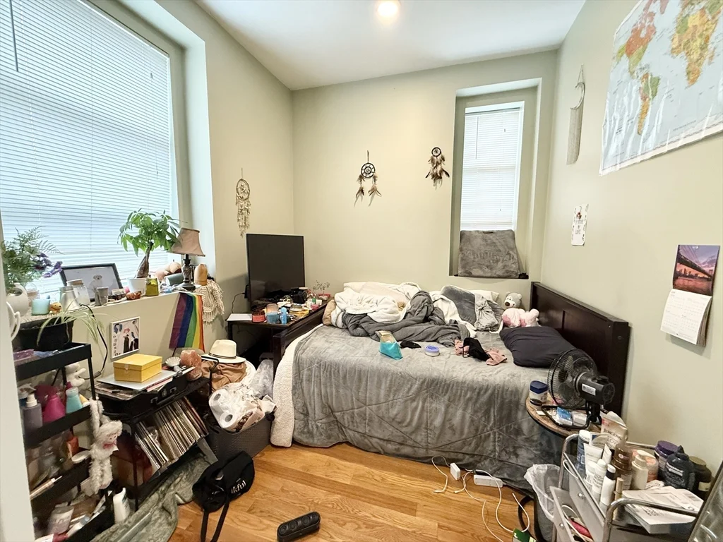 409 Dudley St, Roxbury