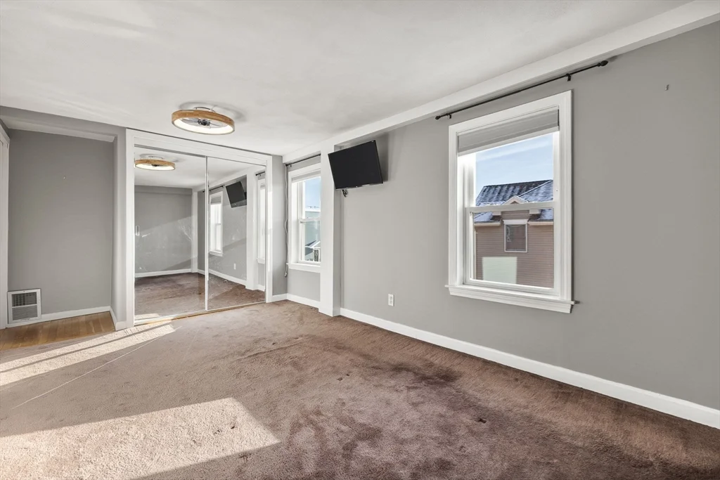 12 Wright St, Stoneham