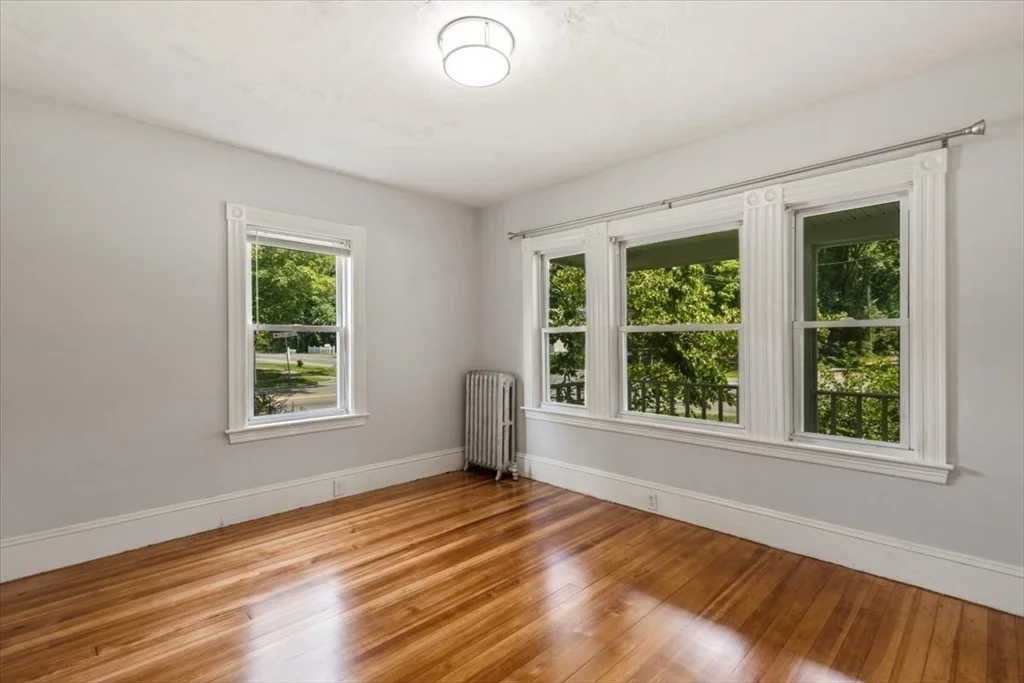 254 N Elm St U1, West Bridgewater