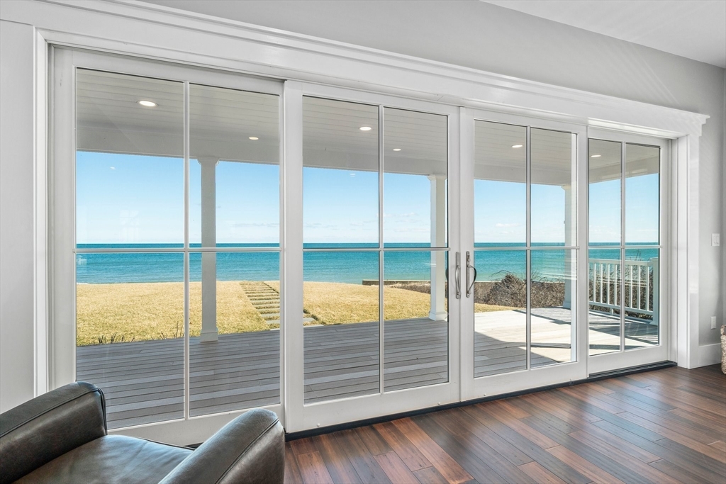 61 Gurnet Rd, Duxbury