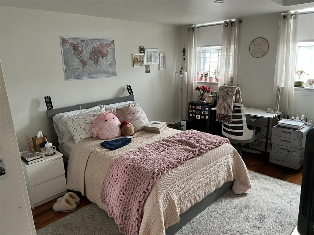 137 Peterborough St, Fenway
