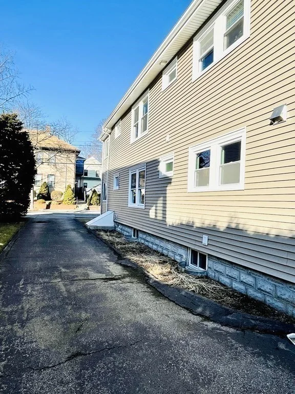 32 Unity Ave, Belmont