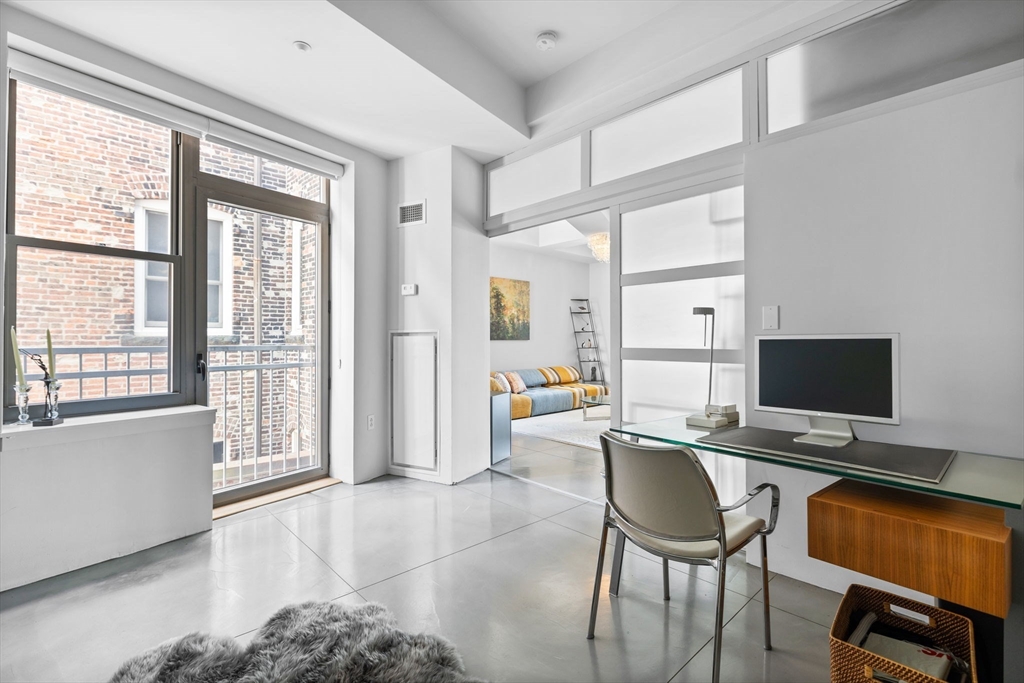 1166 Washington St, South End