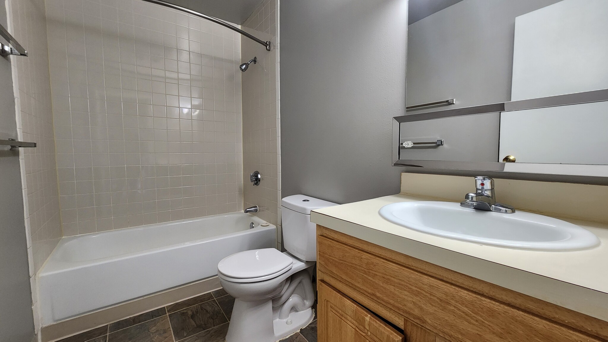 102 North Point Dr, Dorchester