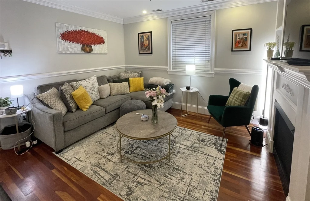 10 Mitchell St, South Boston