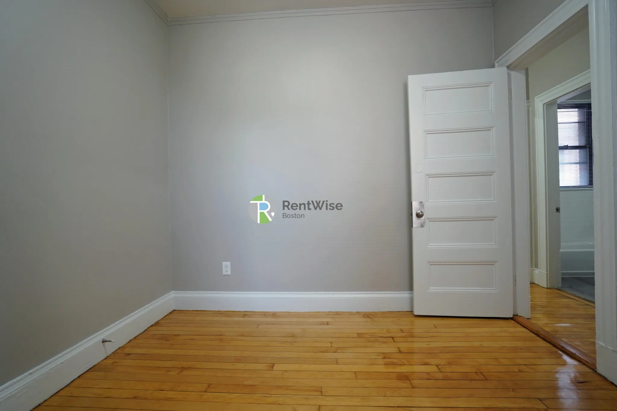 72 Gardner St, Allston