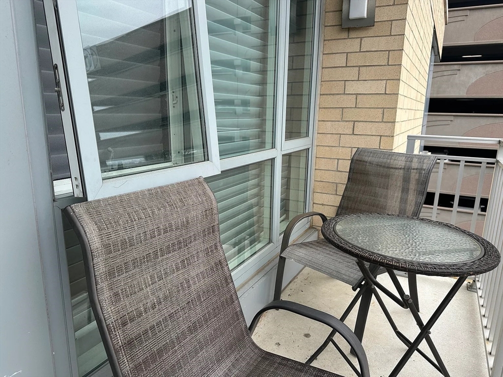 100 Station Landing, Wellington