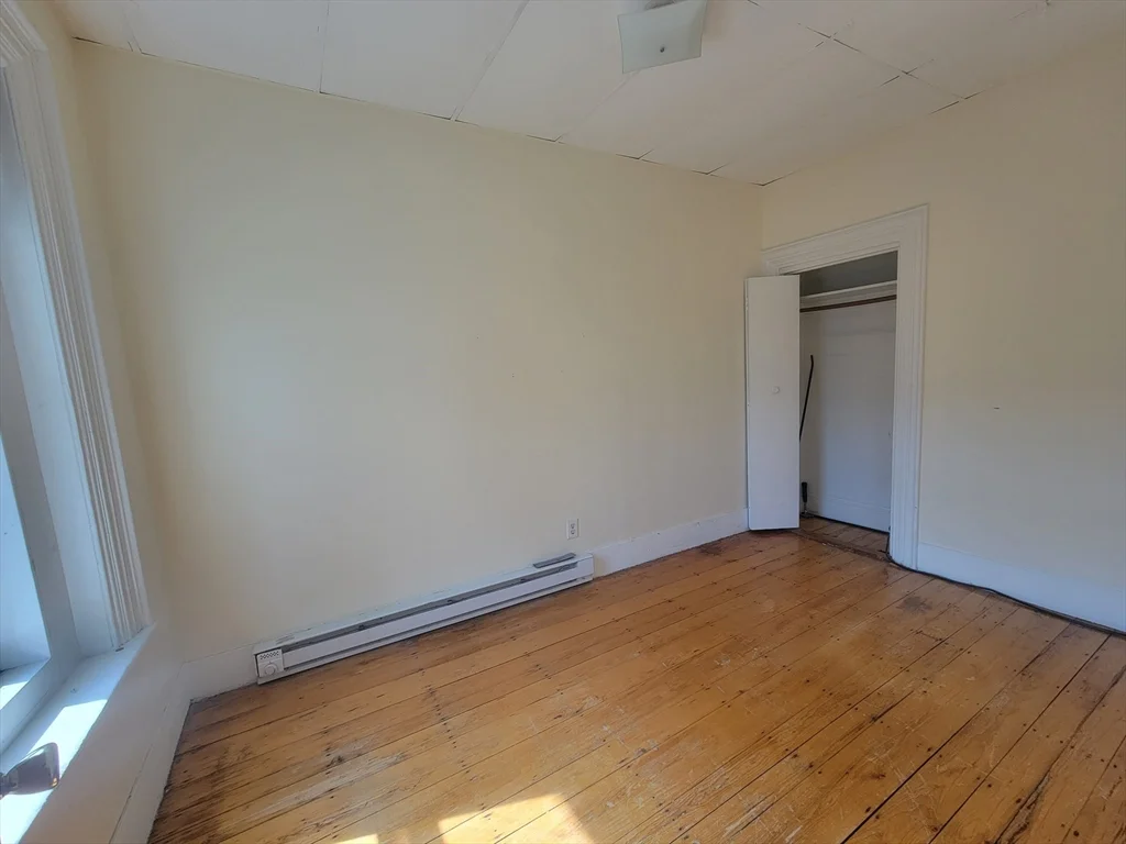 702 Massachusetts Ave, South End