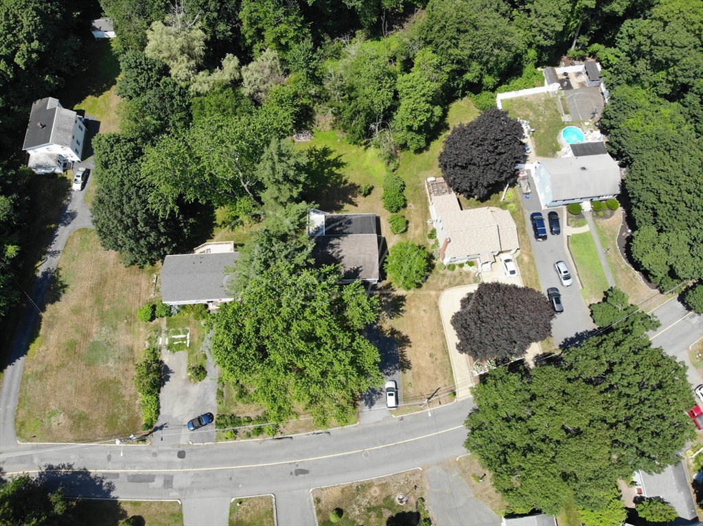 330 Swains Pond Ave, Melrose