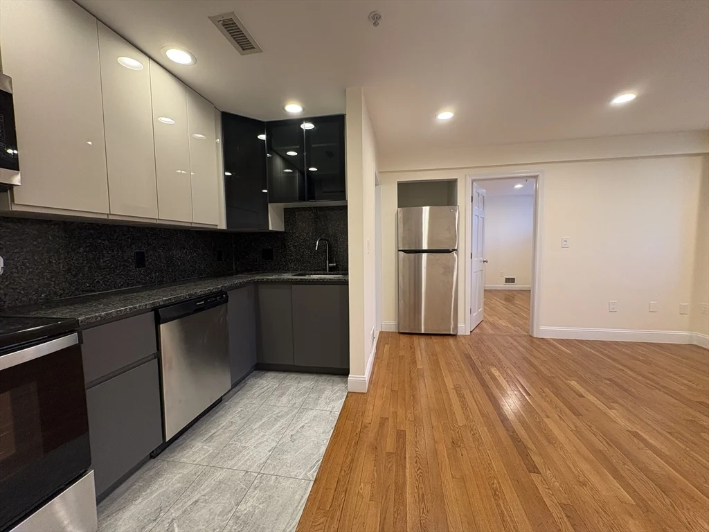1801 Beacon St, Brookline
