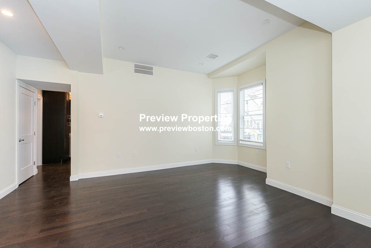 5 Malvern Ter, South Medford